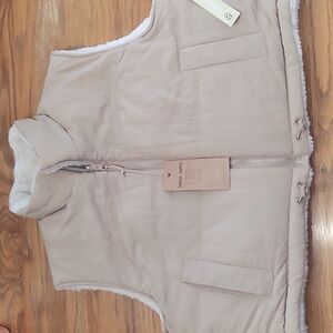 NWT Thread And Supply Reversible Vest.  Large